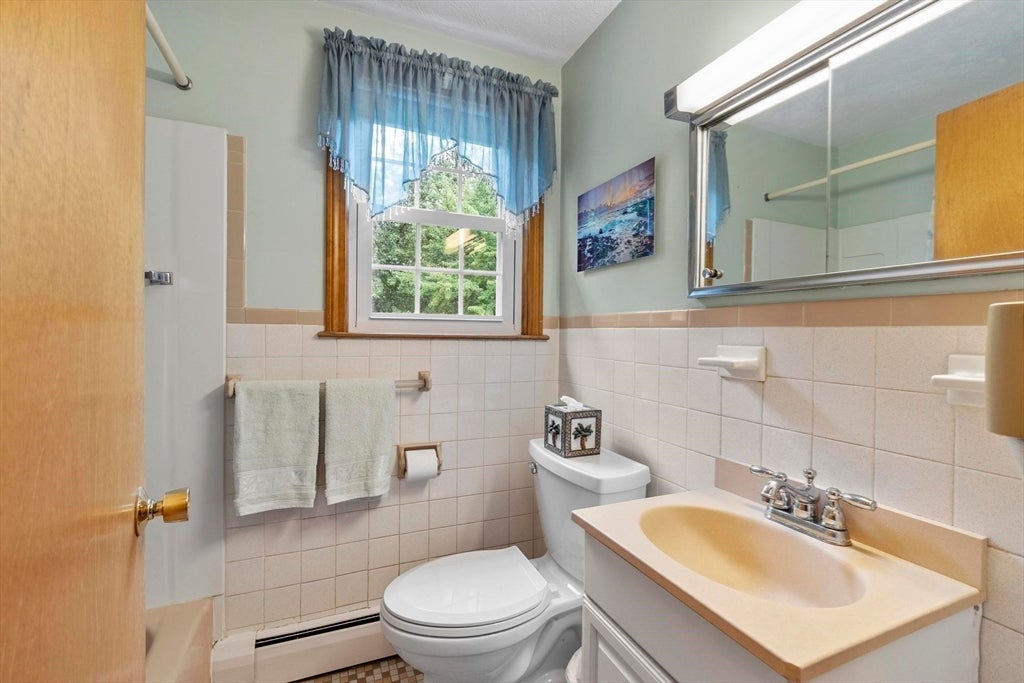 7 Susan Dr, North Reading, MA Photo #30