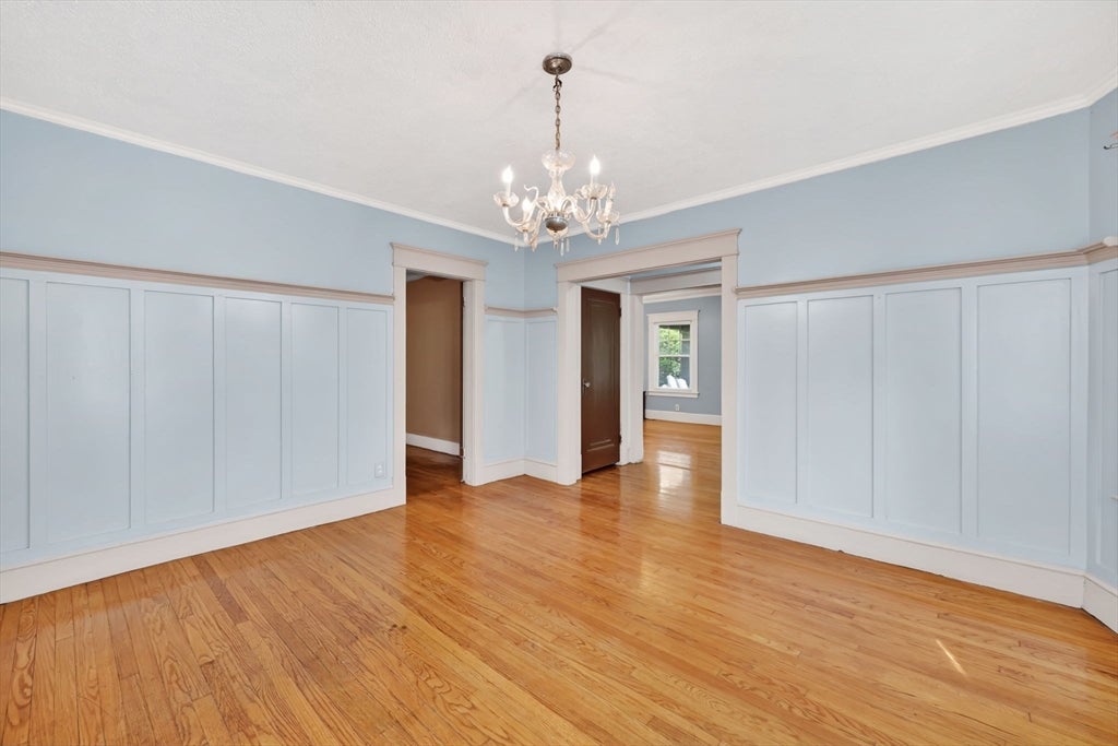 850-852 Sumner Ave