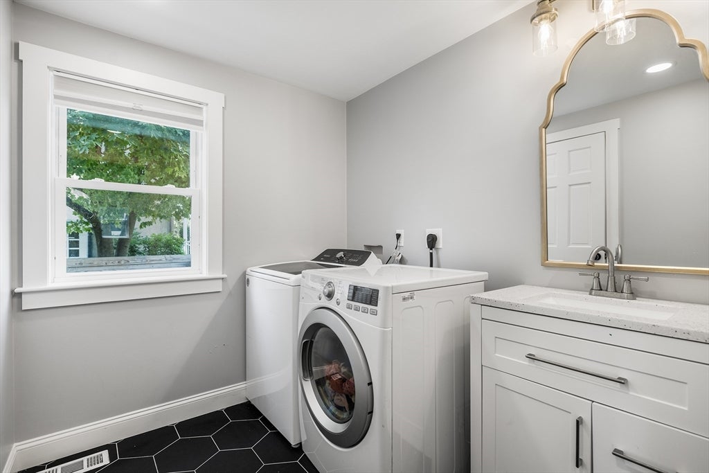 342 Franklin St, Framingham, MA, 342 Franklin St, Framingham, MA Photo #11