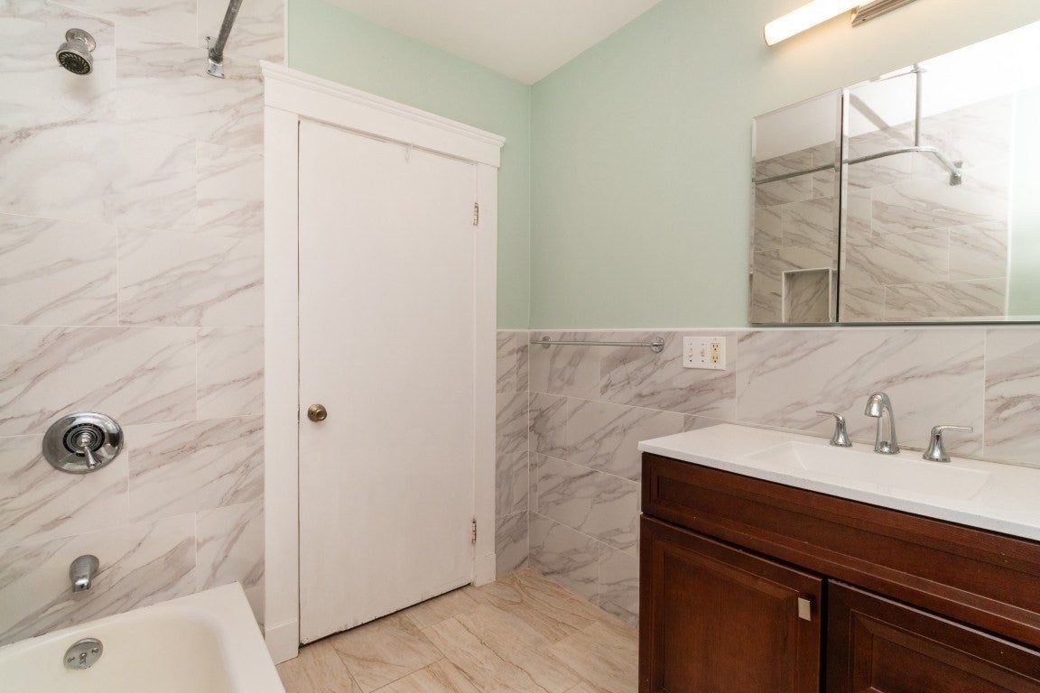 142 Jackson St, Newton, MA, 142 Jackson St, Newton, MA Photo #20