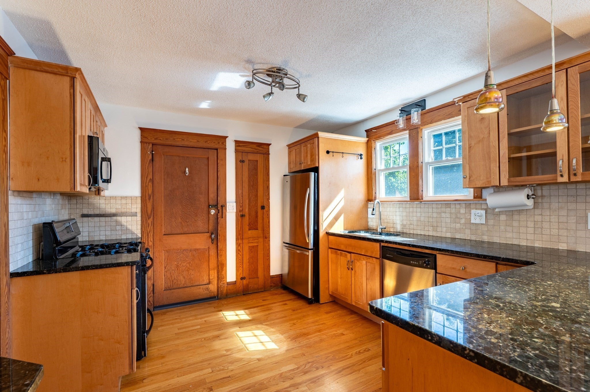 9 Orchard St #9, Northampton, MA, 9 Orchard St #9, Northampton, MA Photo #7