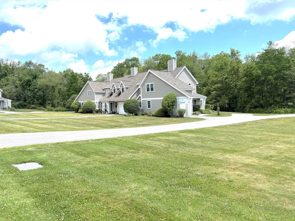 9 Ipswich Woods Dr 9