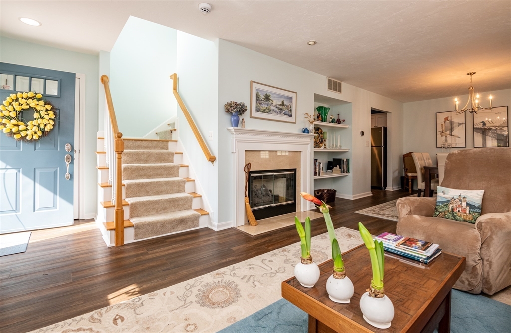 9 Ipswich Woods Dr 9