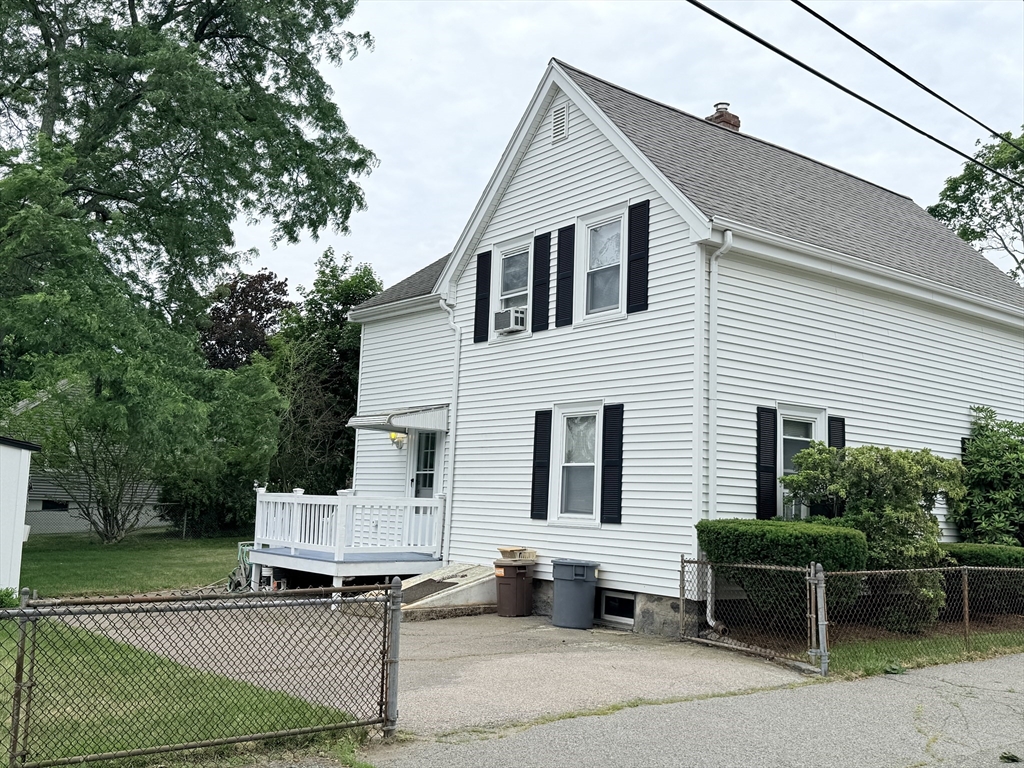 114 Bunker Hill Ln