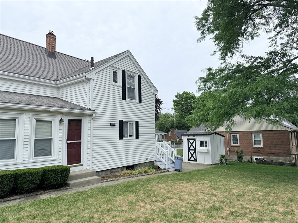 114 Bunker Hill Ln