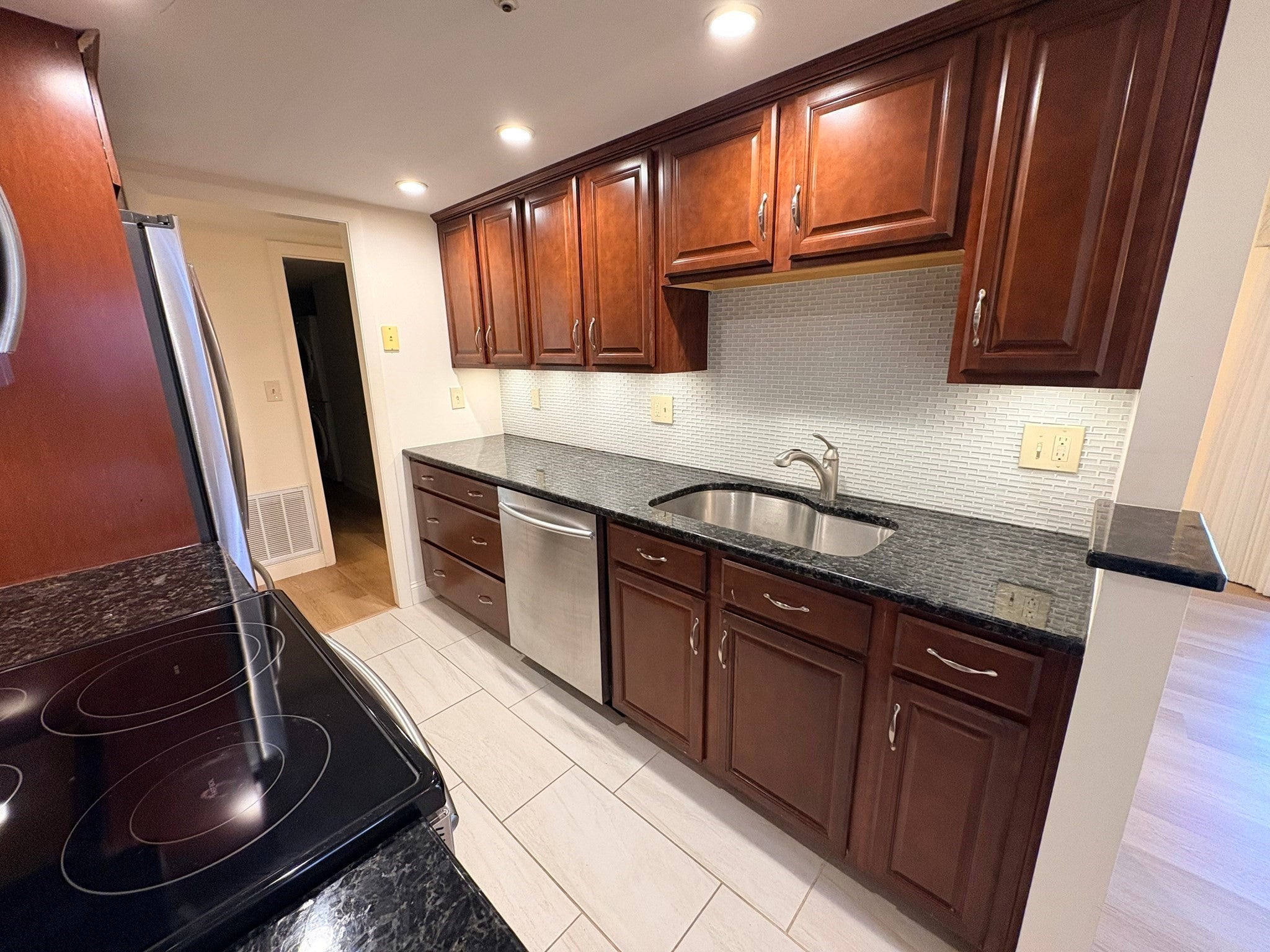 34 Brian Dr #C, Stoughton, MA, 34 Brian Dr #C, Stoughton, MA Photo #5