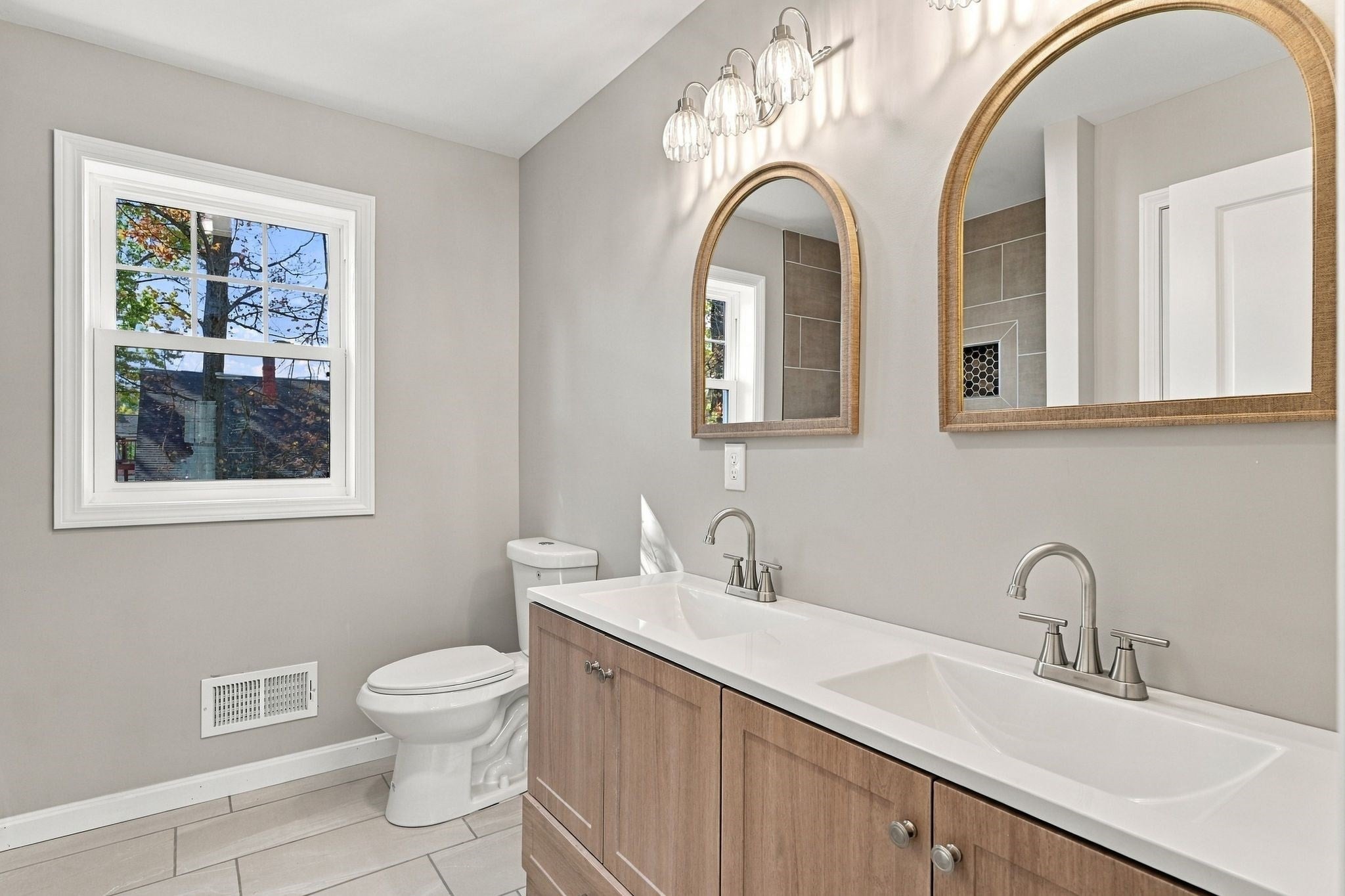 36 Goldenrod, Springfield, MA Photo #24