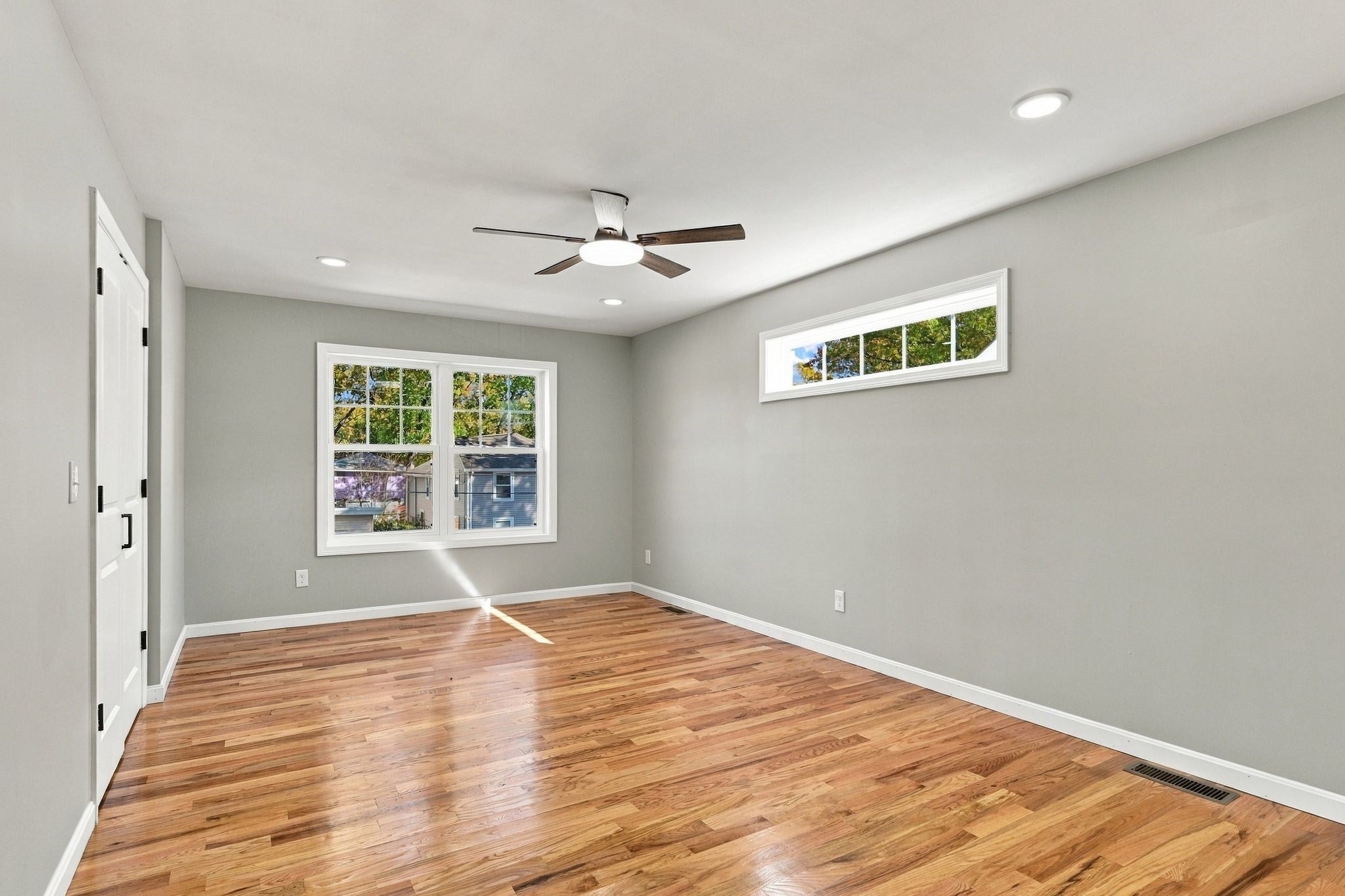 36 Goldenrod, Springfield, MA Photo #20
