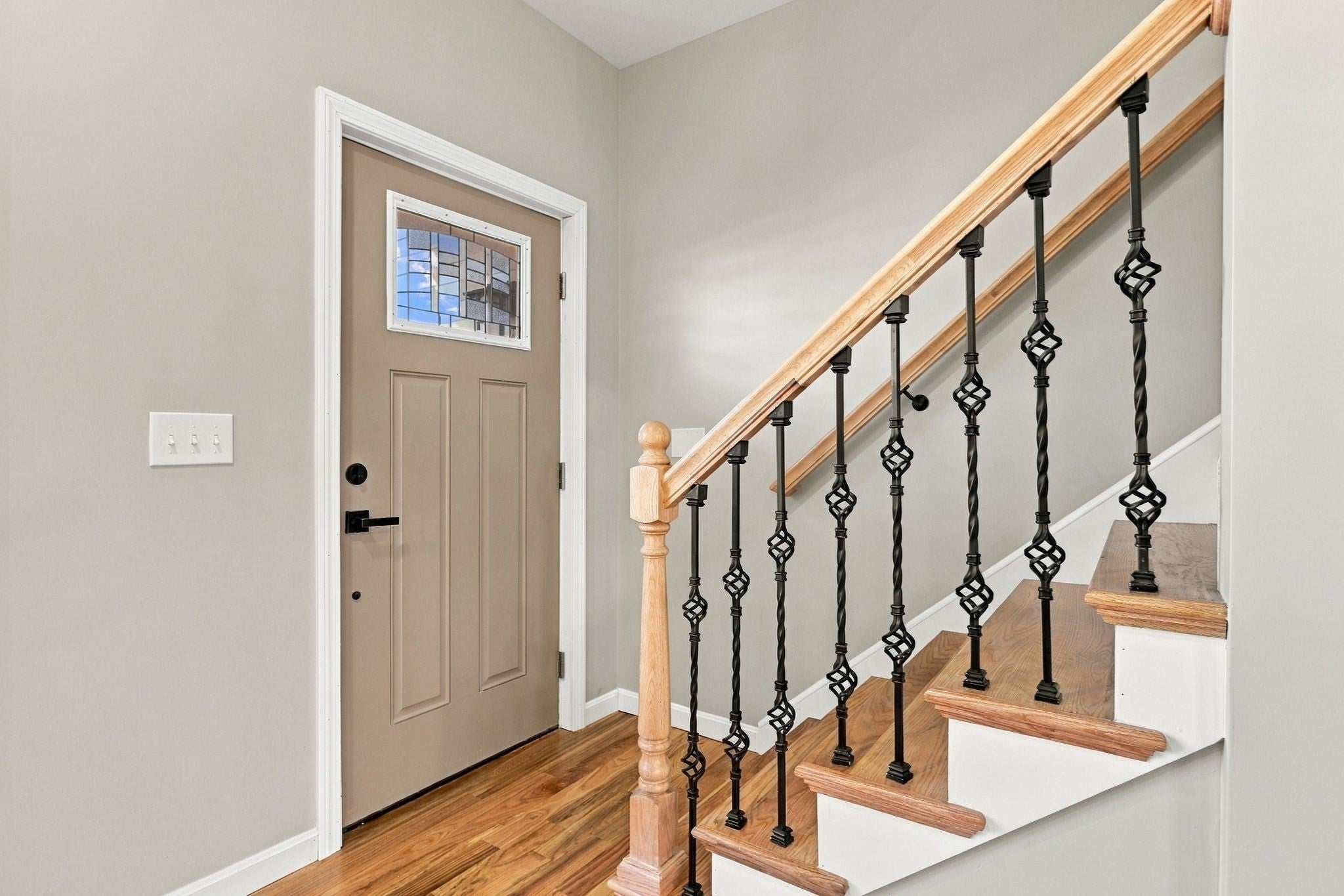 36 Goldenrod, Springfield, MA Photo #17