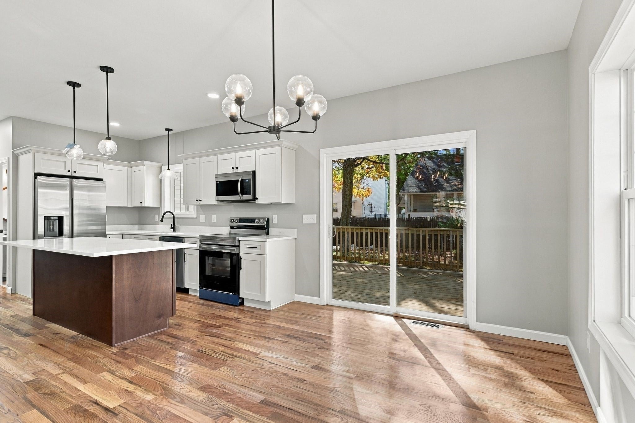 36 Goldenrod, Springfield, MA Photo #9