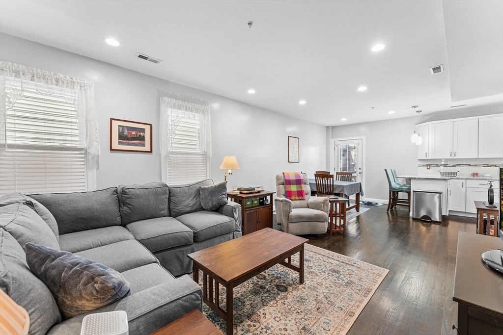 108 Bennington St 2
