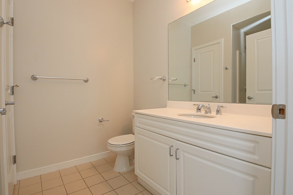 Chelsea, Massachusetts 02150, United States, ,14 BathroomsBathrooms,Commercial,Active,239087