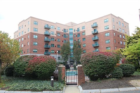 175 Cottage Chelsea MA 02150