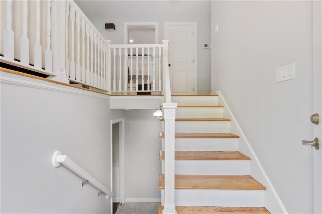 40 Bradford RD, Tewksbury, MA, 40 Bradford RD, Tewksbury, MA Photo #7