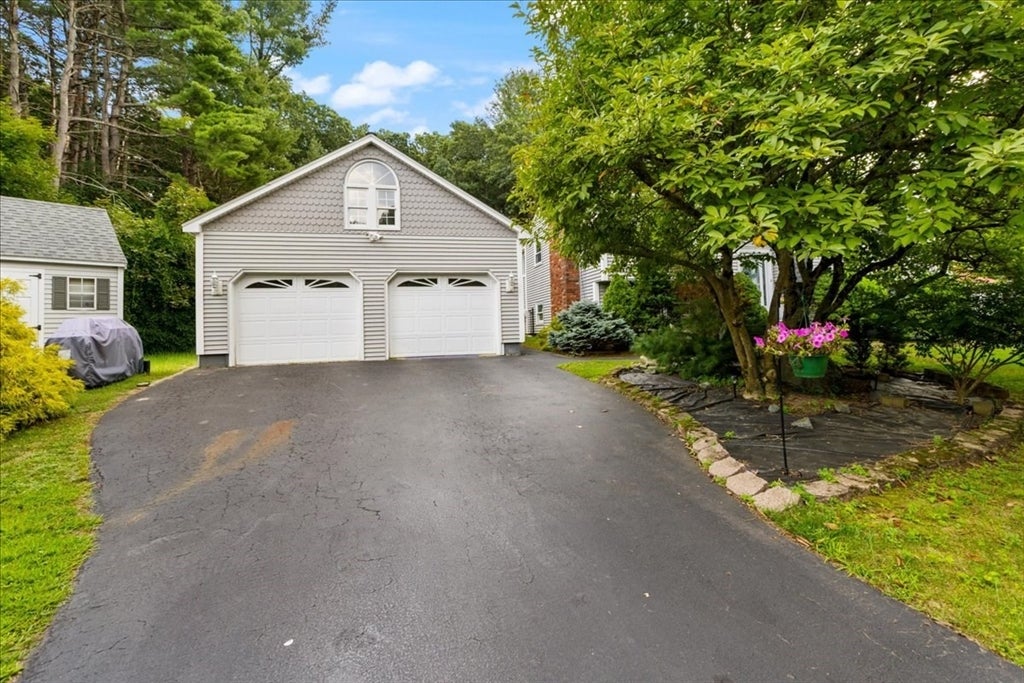 40 Bradford RD, Tewksbury, MA, 40 Bradford RD, Tewksbury, MA Photo #42