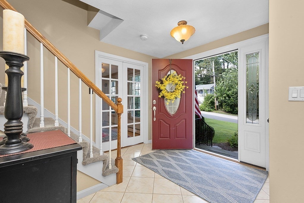 1 Calvin Dr, Milford, MA Photo #6