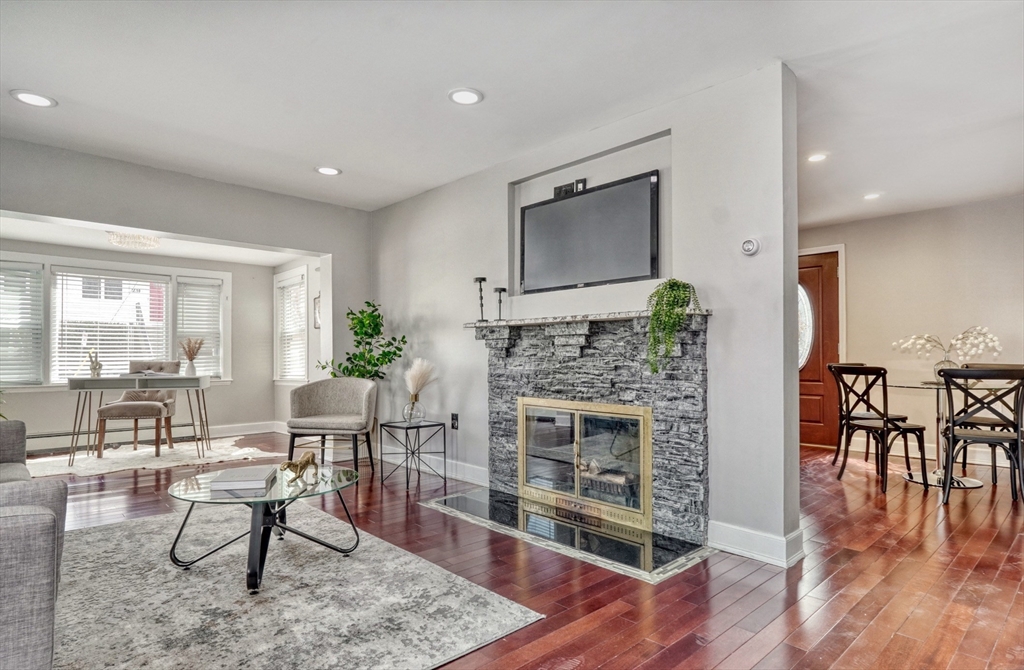 89 Bow St