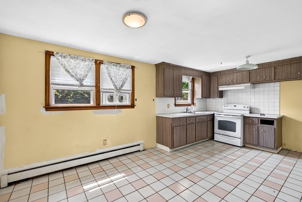 65 Taft Ave, Brockton, MA, 65 Taft Ave, Brockton, MA Photo #8