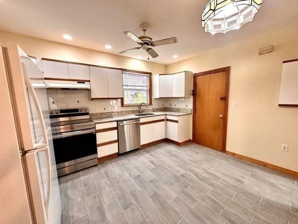 8 Berkeley St #2, Watertown, MA, 8 Berkeley St #2, Watertown, MA Photo #2