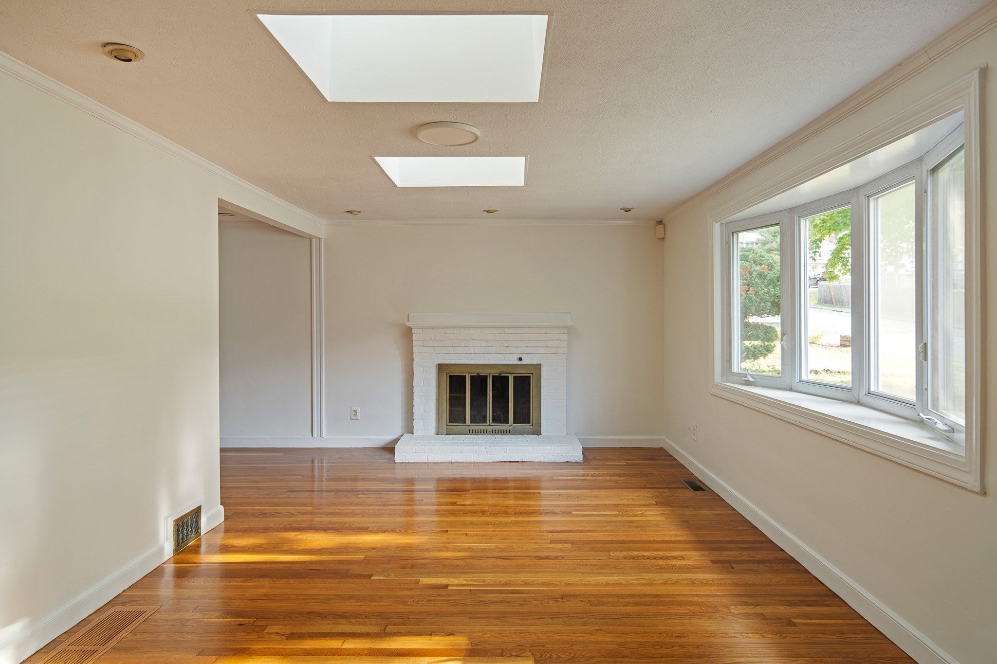 21 Turner Dr, Randolph, MA Photo #11