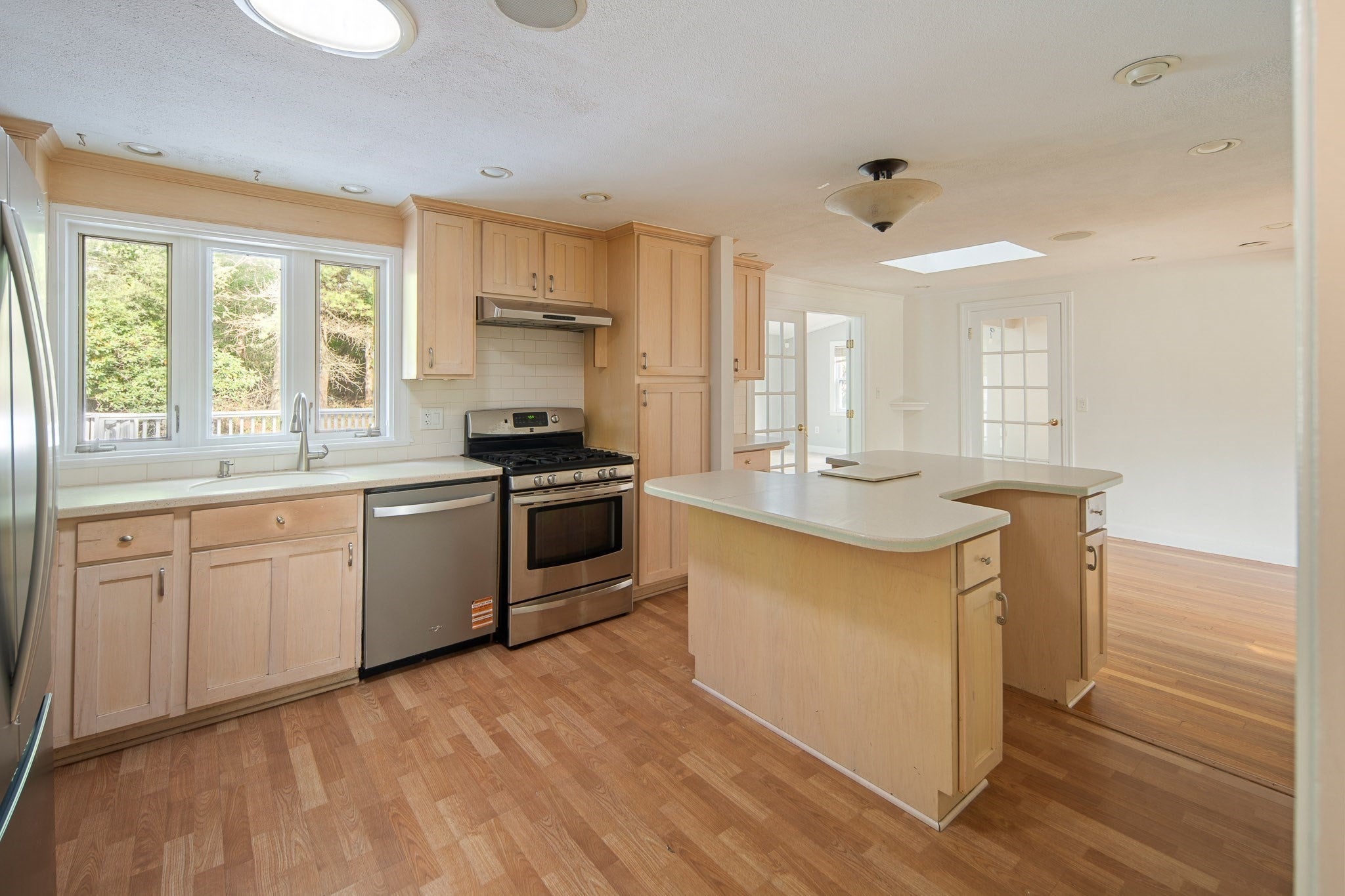 21 Turner Dr