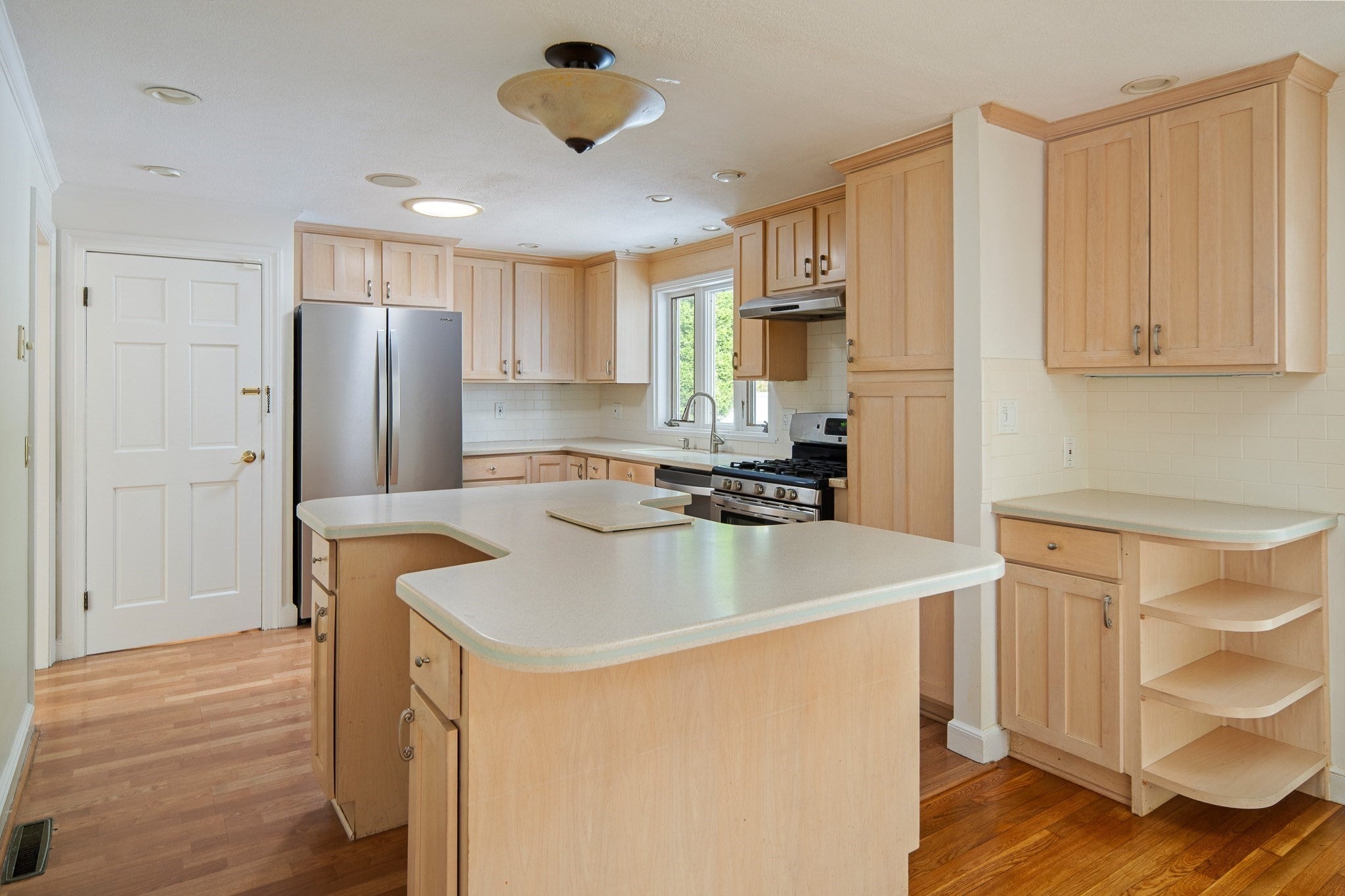 21 Turner Dr