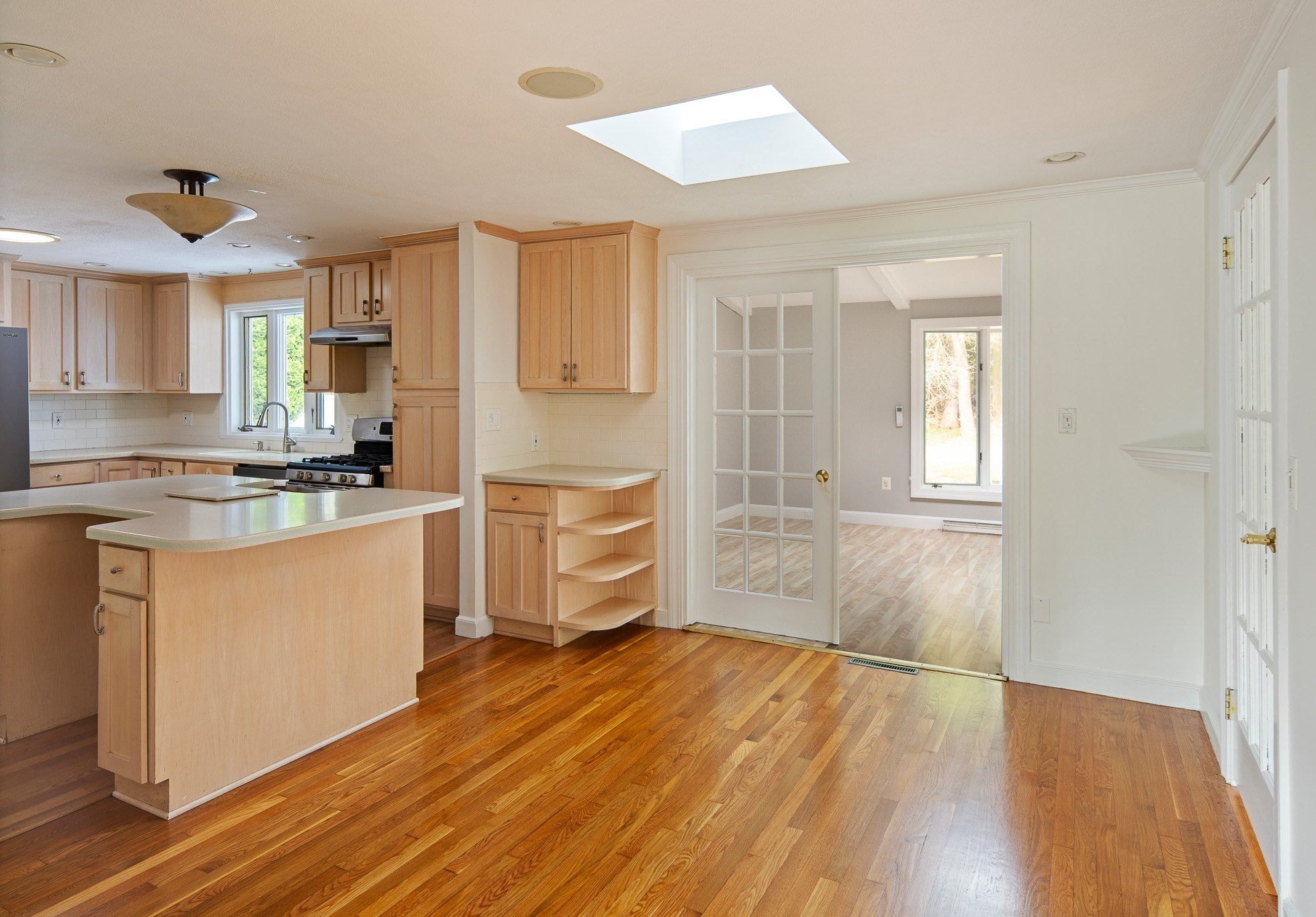 21 Turner Dr, Randolph, MA Photo #6