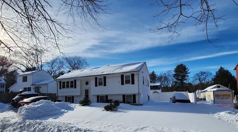 Photo of 22 Osceola Ln, Billerica, MA 01821 (MLS # 73476664)