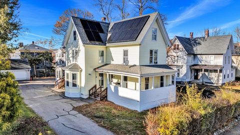 Photo of 28 Richards St, Worcester, MA 01603 (MLS # 73457170)