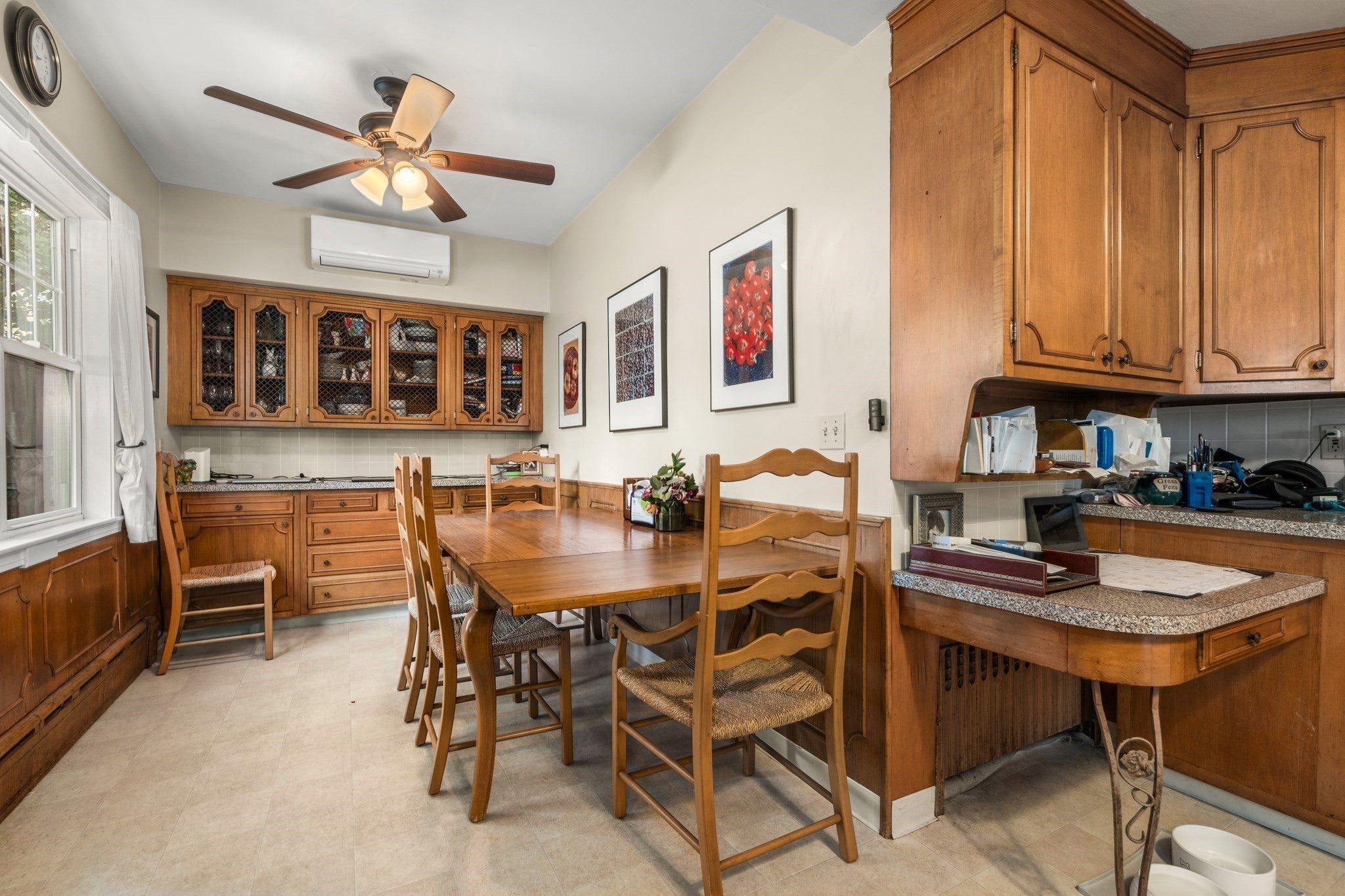 918-920 E 4th Street