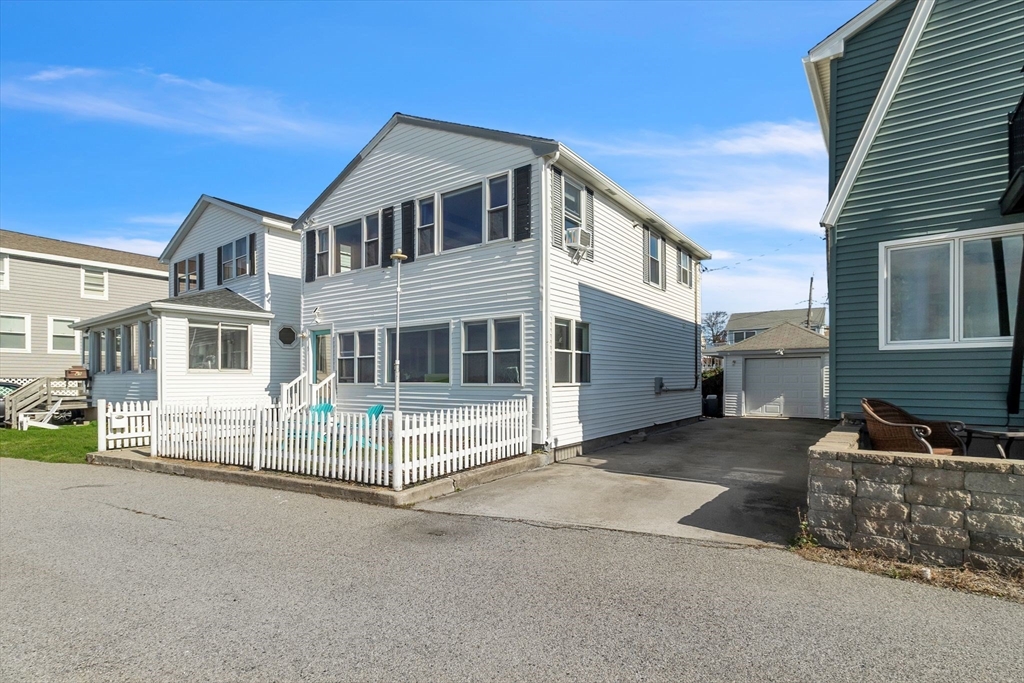 87 Fort Point Rd
