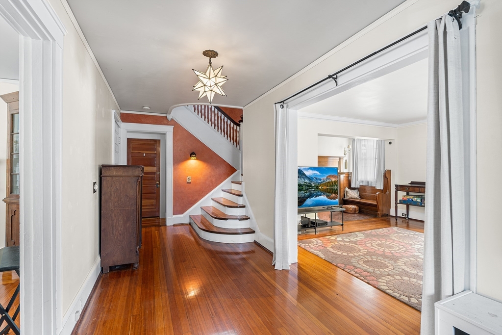 24 Central St