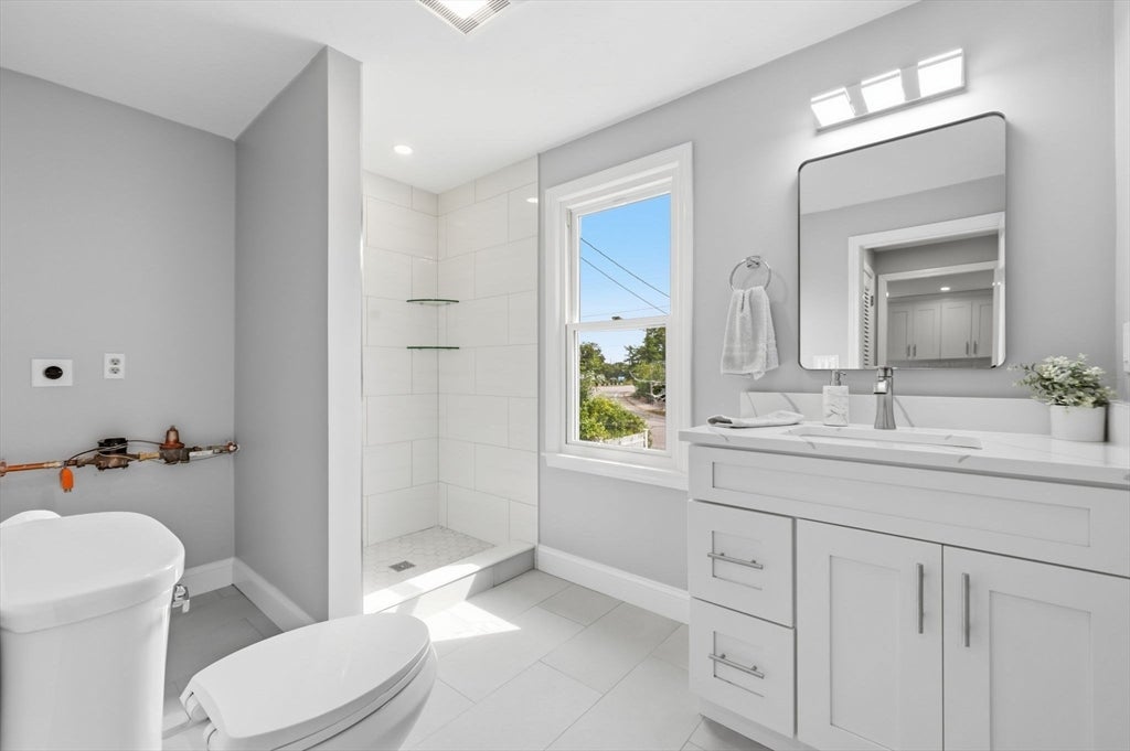 938 Ocean St, Marshfield, MA Photo #15