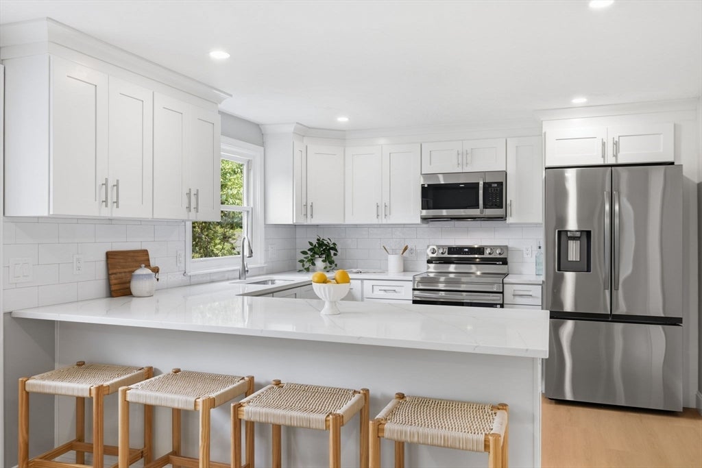 938 Ocean St, Marshfield, MA Photo #7