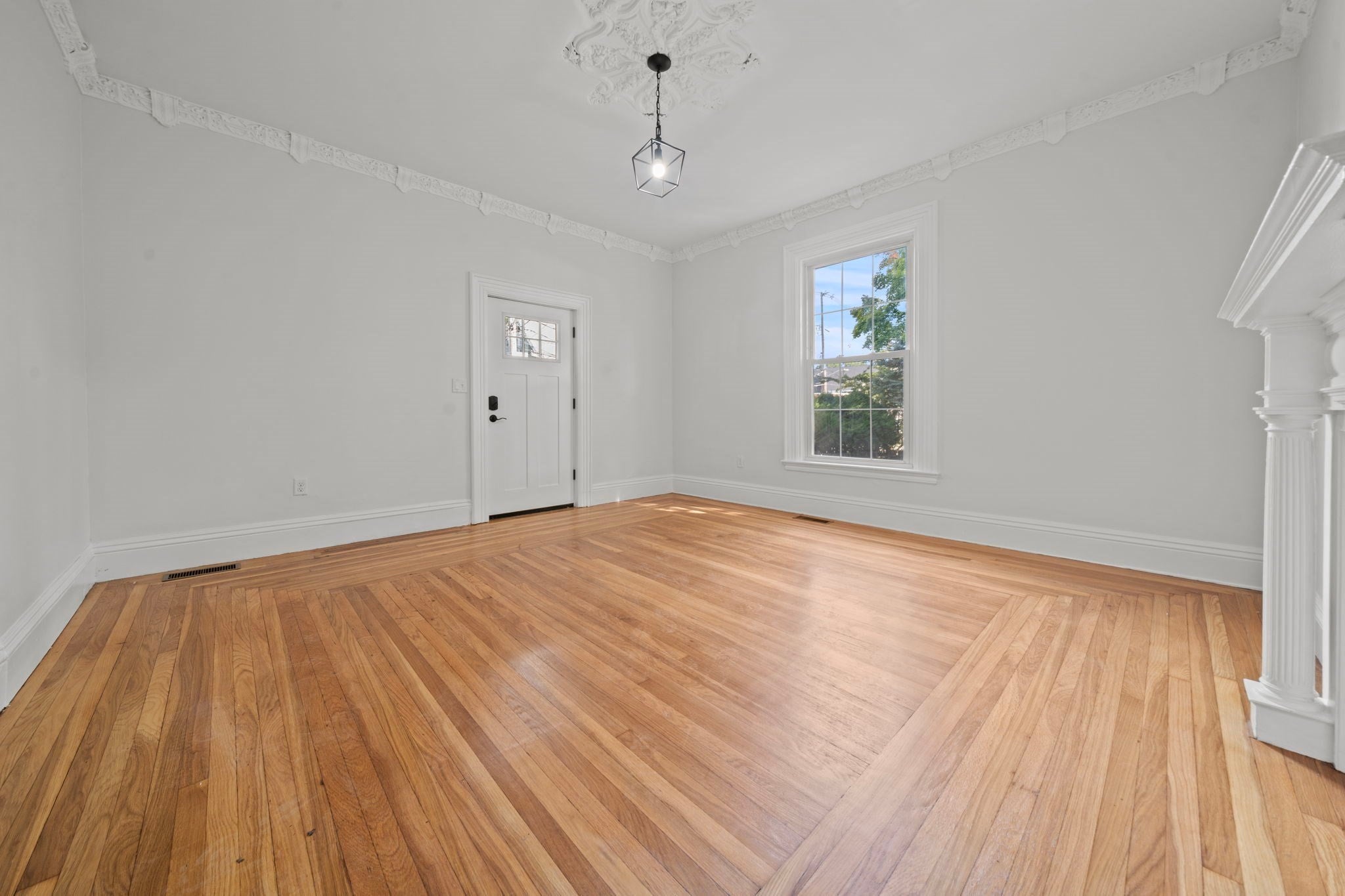 16 Lafayette Street #1, Wakefield, MA, 16 Lafayette Street #1, Wakefield, MA Photo #4