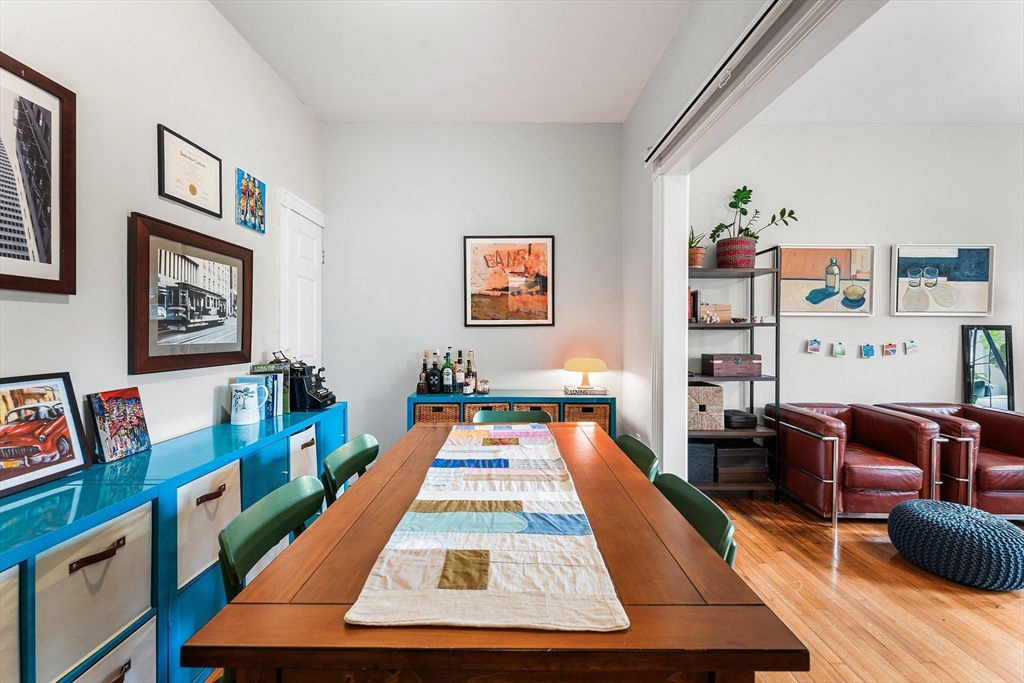 40 Rockview St 3