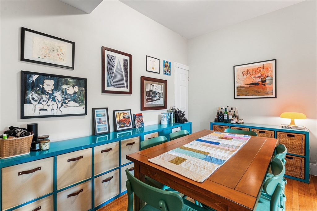 40 Rockview St 3