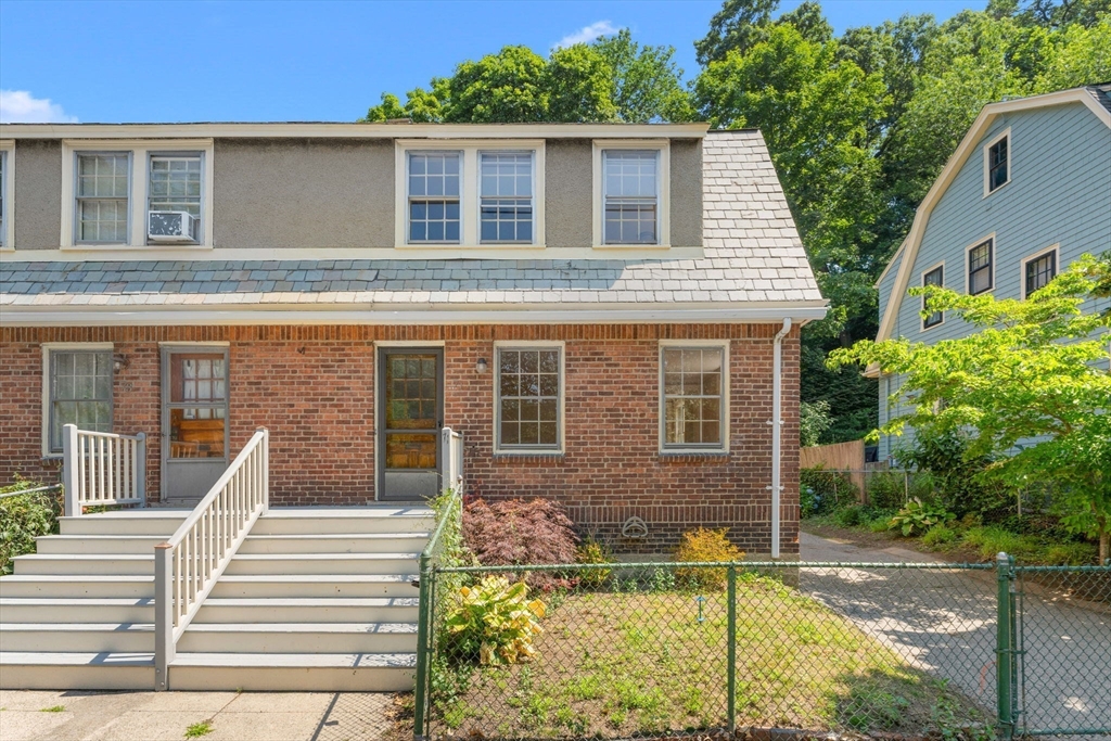 71 Highland Rd
