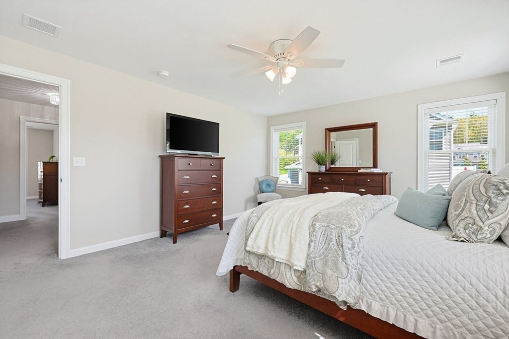 142 Bellwood Cir #142, Bellingham, MA Photo #20