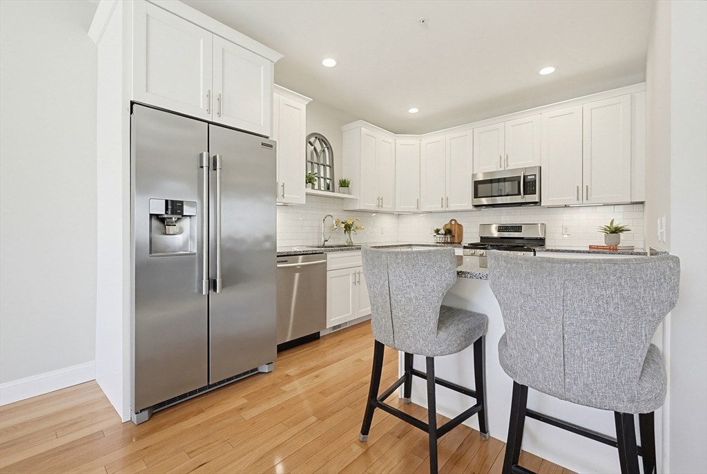 142 Bellwood Cir #142, Bellingham, MA Photo #5