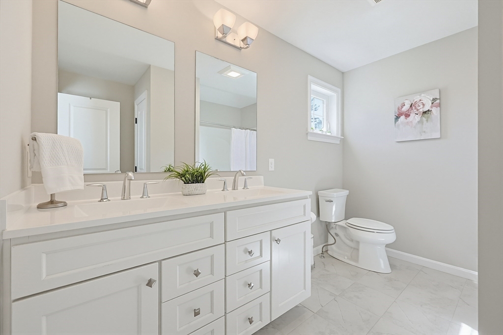 142 Bellwood Cir #142, Bellingham, MA Photo #25