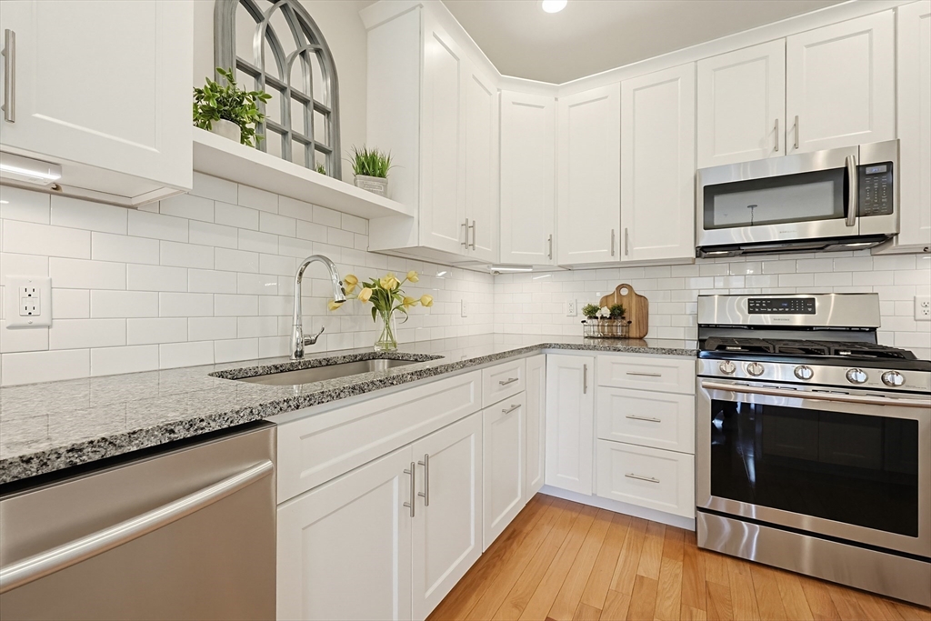 142 Bellwood Cir #142, Bellingham, MA Photo #2