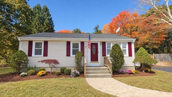 11 STEPHEN ST, NORTON, MA 02766 - Image 006abd8547205e43ff8a3f5f3cc29a8b/698954783