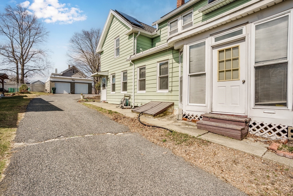 11 Slater St