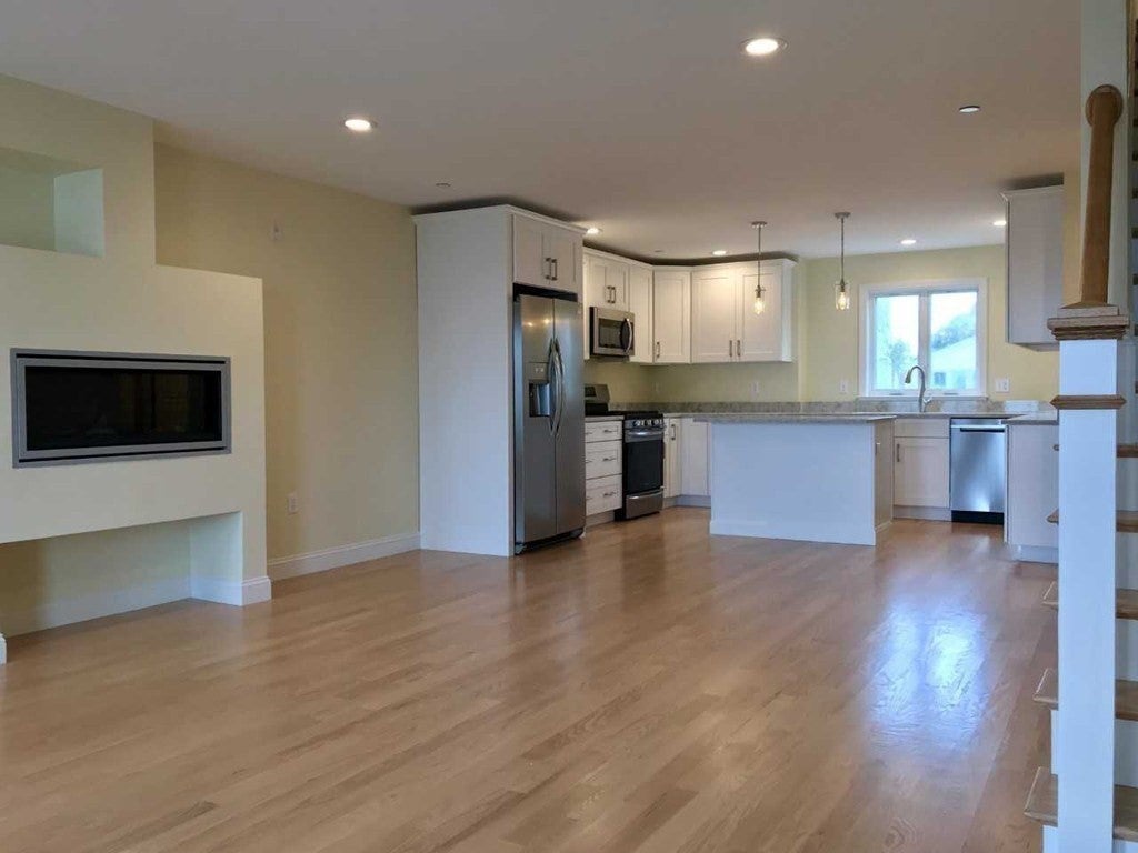 7 Bay St #10, Hull, MA, 7 Bay St #10, Hull, MA Photo #5