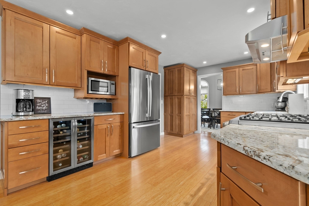 17 Lavalley Ln