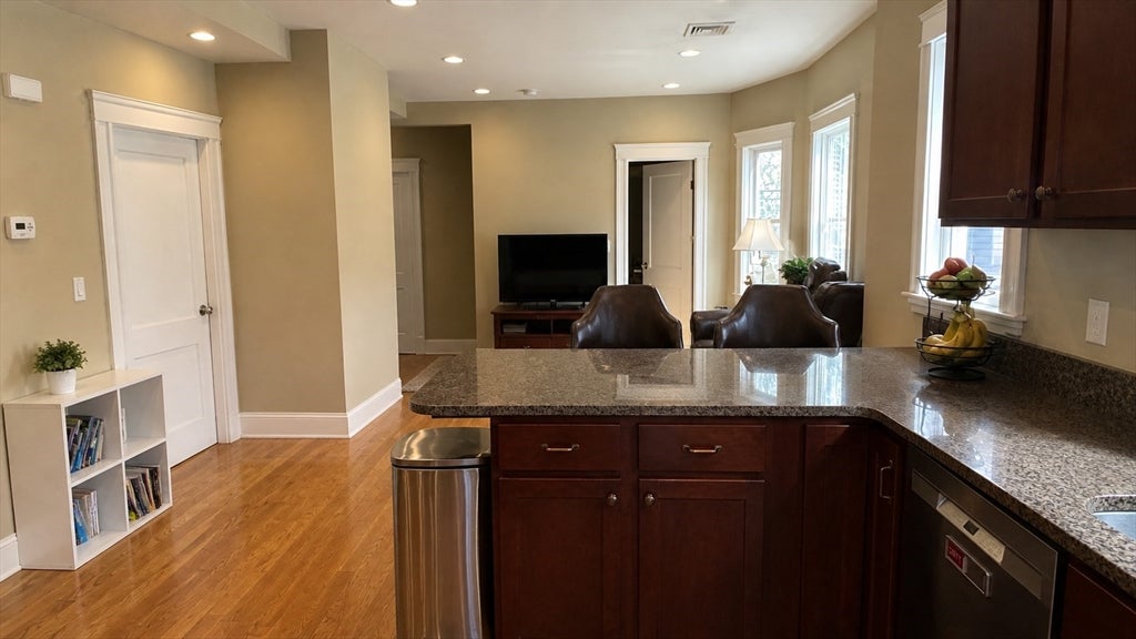 113 Hillsdale Rd #2, Somerville, MA, 113 Hillsdale Rd #2, Somerville, MA Photo #2