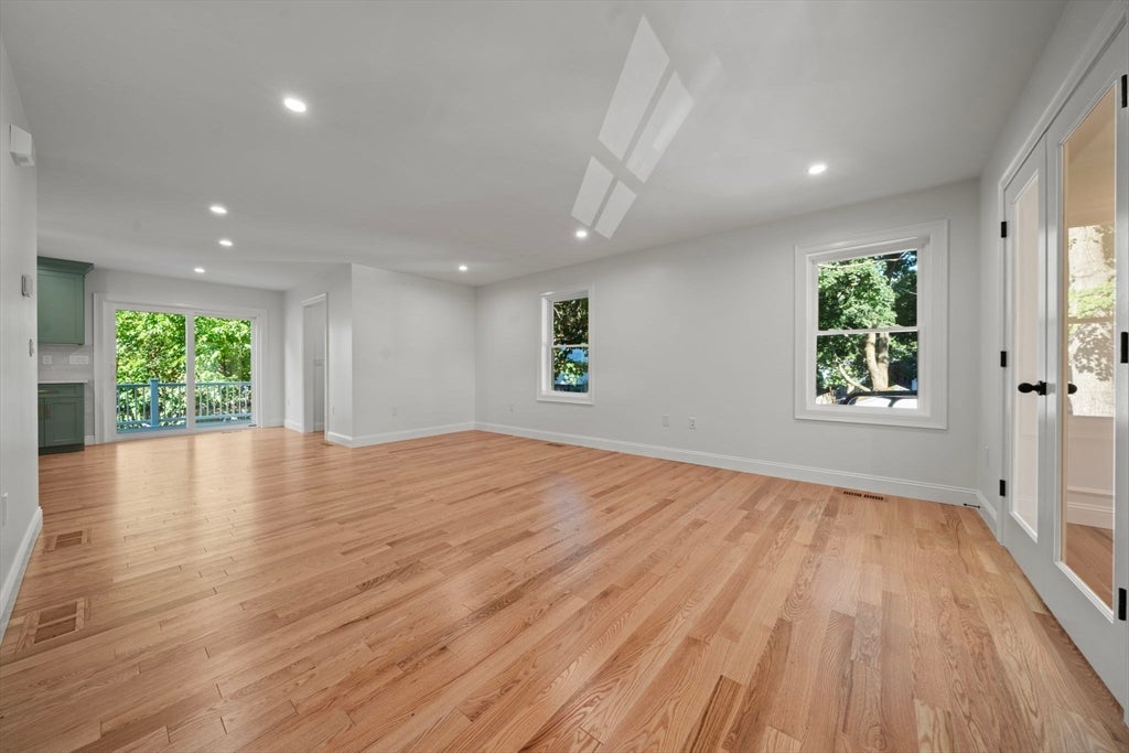9 Sudbury AVE, Wilmington, MA, 9 Sudbury AVE, Wilmington, MA Photo #13