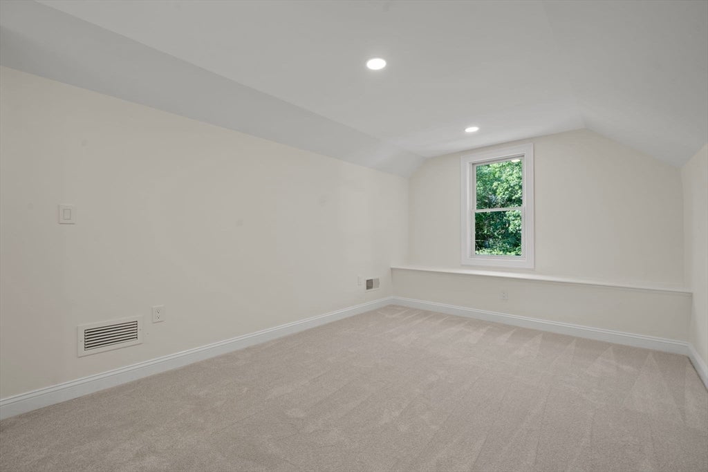 9 Sudbury AVE, Wilmington, MA, 9 Sudbury AVE, Wilmington, MA Photo #38