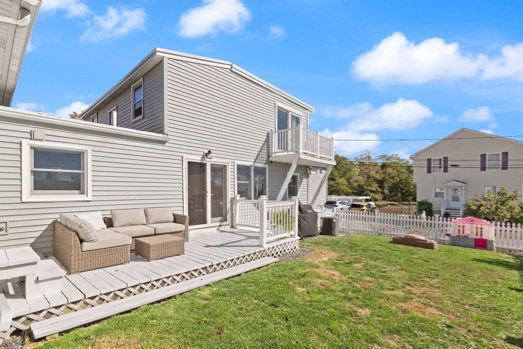 11 Marsh Ave, Beverly, MA Photo #29